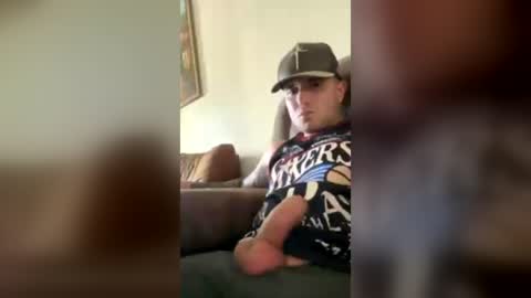 Snapshot of tomassshelby chatting on July 24, 7:56 pm tomassshelby online show from July 24, 7:56 pm