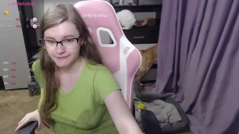 tomato_tease online show from March 10, 8:45 pm