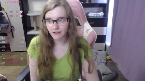 tomato_tease online show from September 17, 2:08 pm