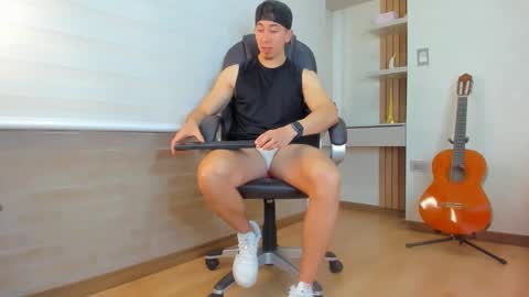 Tom Bardem online show from January 9, 7:26 pm