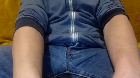 tombi125 online show from February 16, 6:15 pm