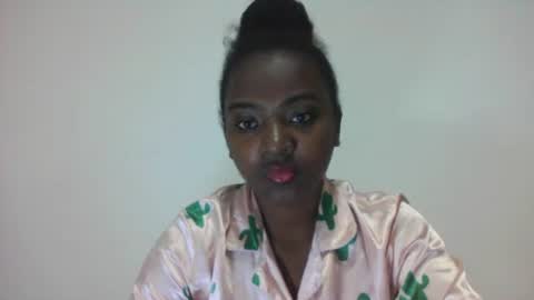 tomboasy online show from September 11, 12:05 pm