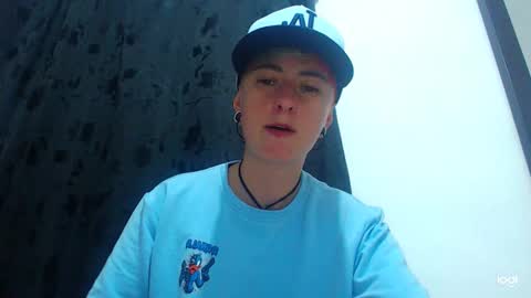 Blue online show from December 6, 9:21 am