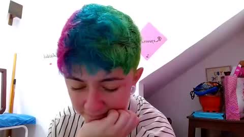 Blue online show from October 26, 3:07 pm