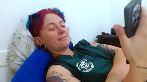 Blue online show from April 2, 6:27 pm