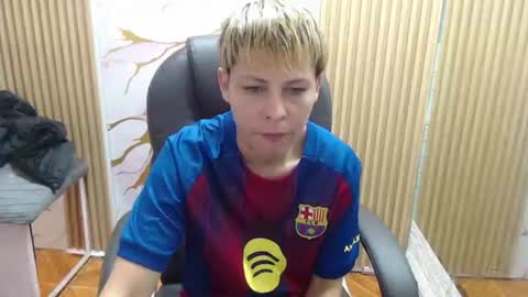 tomboygirl69 online show from July 16, 6:47 pm
