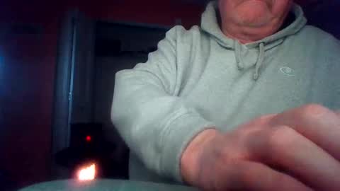 Snapshot of tomcat4848 chatting on March 15, 2:06 am tomcat4848 online show from March 15, 2:06 am