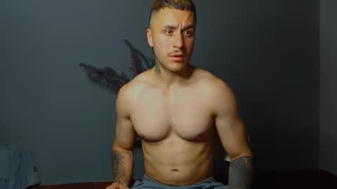 tomDavisXl online show from October 11, 12:21 am