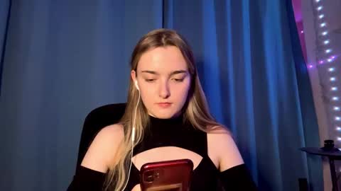 Sofia online show from March 1, 7:05 pm