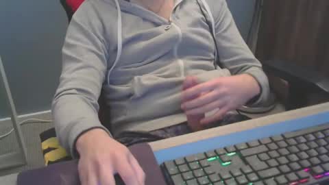 tomin3m online show from February 21, 7:21 pm