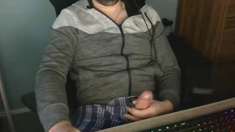 tomin3m online show from April 15, 6:04 pm