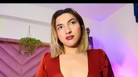   online show from October 11, 12:47 pm