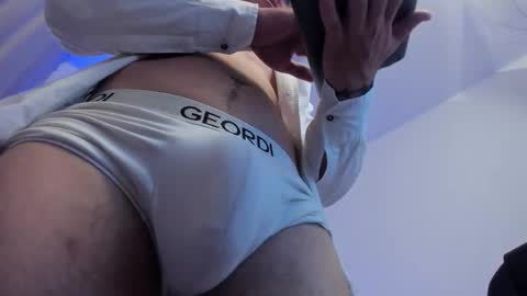 Snapshot of tommas_johnson chatting on February 26, 4:55 am Tomas online show from February 26, 4:55 am