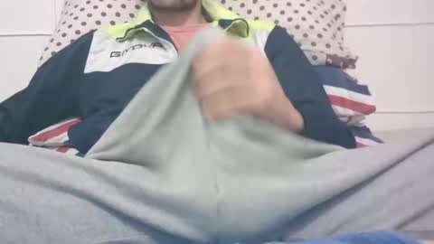 tommaso9046 online show from March 2, 4:21 pm