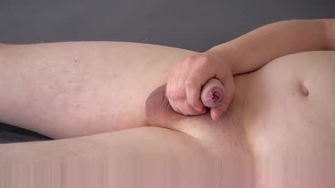 tommiller1 online show from April 15, 11:28 am