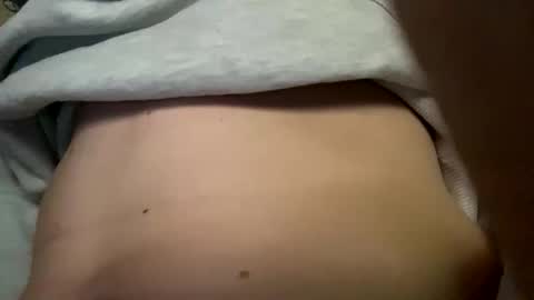 Snapshot of tommit84 chatting on December 15, 3:33 am tommit84 online show from December 15, 3:33 am