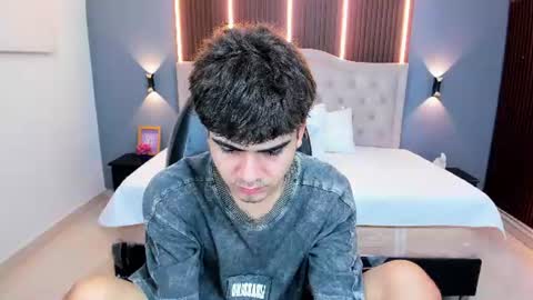 Tommy  online show from July 2, 3:17 am