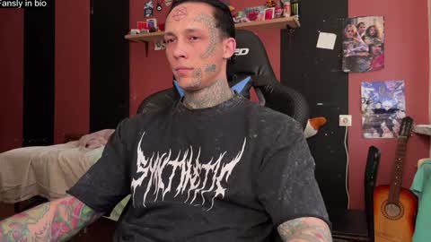 Tommy and Katana online show from December 25, 10:17 am