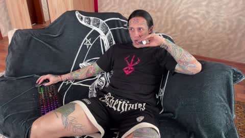 Tommy and Katana online show from January 29, 9:23 am