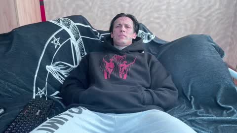 Tommy and Katana online show from February 21, 6:29 am