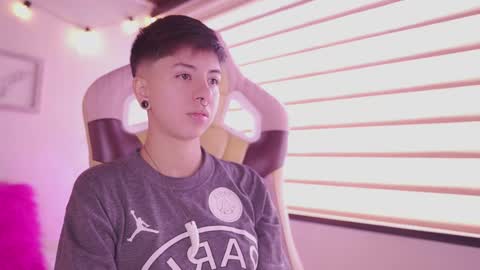 Blue  online show from March 9, 2:54 pm