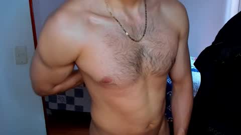 Twitter BreddTommy IG tommy bredd online show from October 21, 5:57 pm