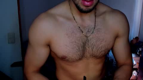 Twitter BreddTommy IG tommy bredd online show from February 28, 6:09 pm