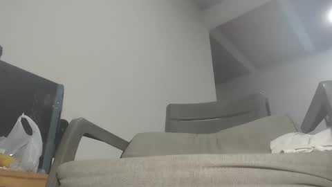   Thomas    online show from November 17, 3:01 am