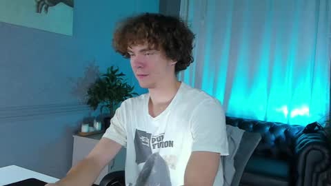 Tommy online show from October 14, 3:13 pm