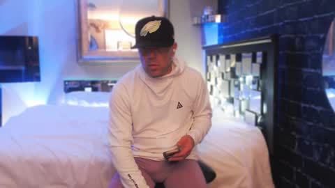 Tommy online show from October 15, 2:22 am