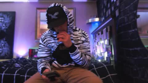 Tommy online show from December 15, 12:26 am