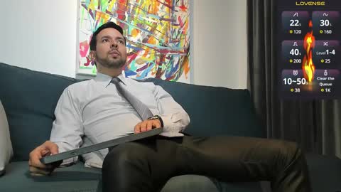 tommy_raym0ndg online show from December 7, 7:32 pm