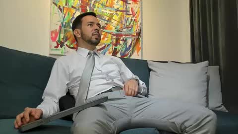 tommy_raym0ndg online show from February 11, 7:59 pm