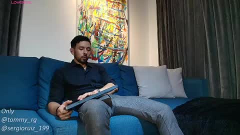 tommy_raym0ndg online show from April 12, 11:10 pm