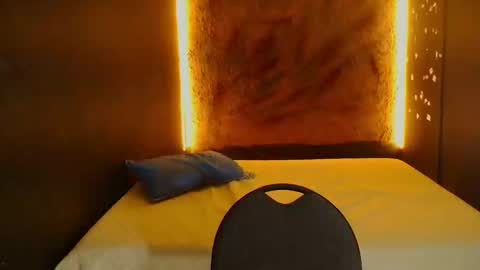 Snapshot of tommy_sweet1 chatting on December 27, 2:43 pm tommy_sweet1 online show from December 27, 2:43 pm