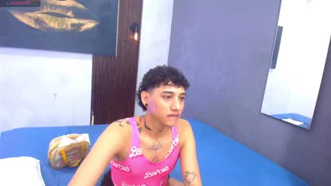 Snapshot of tommy_sweet1 chatting on February 12, 2:56 am tommy_sweet1 online show from February 12, 2:56 am