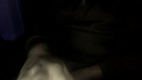 Snapshot of tommyandholly chatting on April 16, 7:31 am tommyandholly online show from April 16, 7:31 am