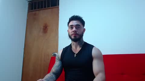 Snapshot of tommyblessd1 chatting on January 16, 5:32 am Steven online show from January 16, 5:32 am