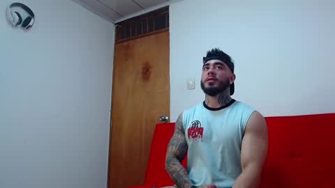 Snapshot of tommyblessd1 chatting on January 21, 6:23 pm Steven online show from January 21, 6:23 pm