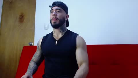 Snapshot of tommyblessd1 chatting on January 28, 5:32 am Steven online show from January 28, 5:32 am