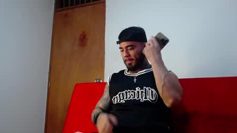 Snapshot of tommyblessd1 chatting on January 31, 7:07 am Steven online show from January 31, 7:07 am