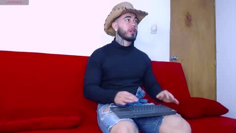 Snapshot of tommyblessd1 chatting on September 14, 6:23 am Steven online show from September 14, 6:23 am