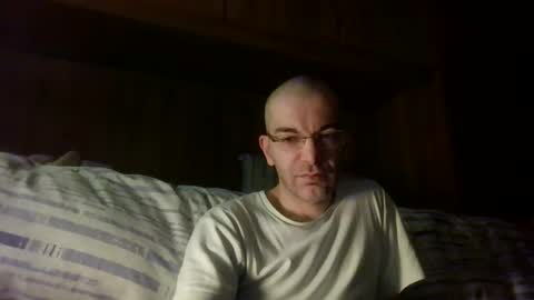 Snapshot of tommycorner chatting on December 22, 11:41 pm tommycorner online show from December 22, 11:41 pm