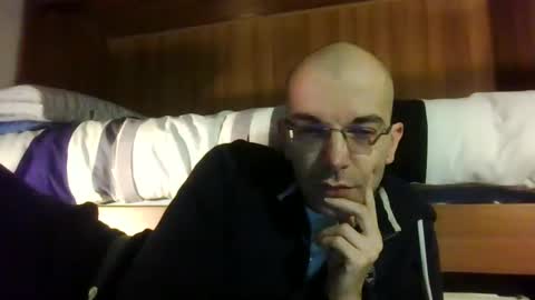 Snapshot of tommycorner chatting on March 12, 9:35 pm tommycorner online show from March 12, 9:35 pm