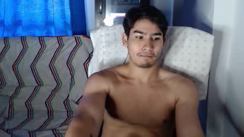 tommycutee21 online show from December 2, 1:17 pm