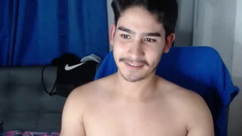 Snapshot of tommycutee21 chatting on January 7, 8:28 am tommycutee21 online show from January 7, 8:28 am
