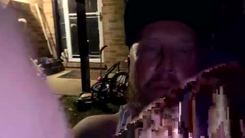 tommygunz62 online show from September 14, 2:33 am
