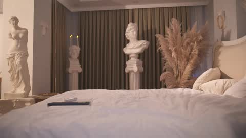 Snapshot of tommyjoyer chatting on November 17, 6:52 am Tommy Joyer online show from November 17, 6:52 am