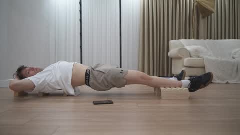 Snapshot of tommyjoyer chatting on November 21, 8:13 am Tommy Joyer online show from November 21, 8:13 am