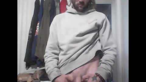 Snapshot of tommykiwistyle chatting on April 16, 11:33 am tommykiwistyle online show from April 16, 11:33 am